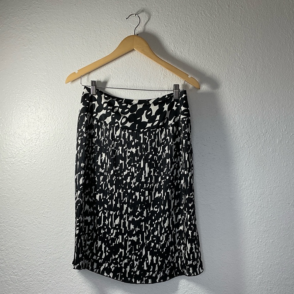 I de f.  Women's Skirt